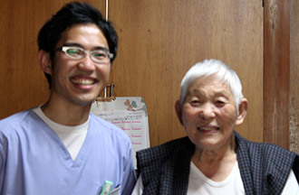 往診患者さんと一緒に